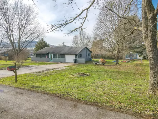 Bronston, KY 42518,181 Shaw Lane