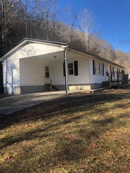 189 Sally Stephens Branch Road, Prestonsburg, KY 41653