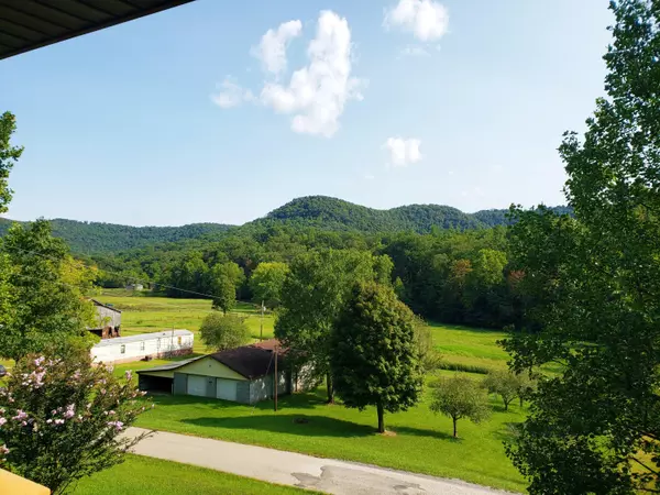 Irvine, KY 40336,3970 Crooked Creek Road