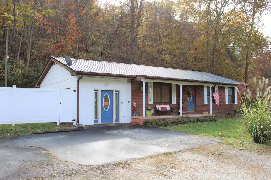 7500 Twin Fork Road, Catlettsburg, KY 41129