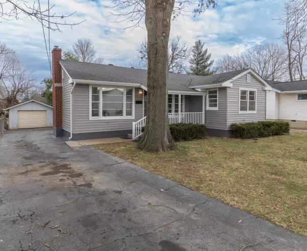 Versailles, KY 40383,220 Kilmer