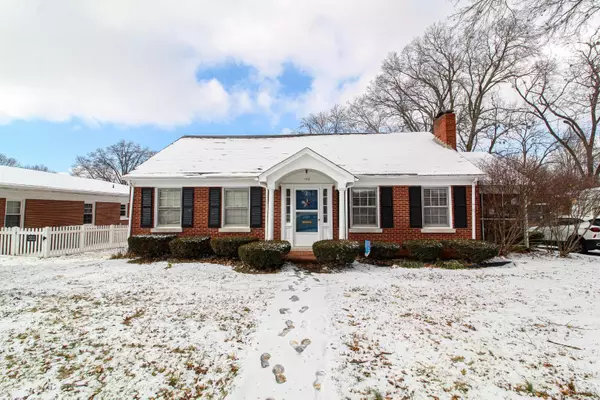 Versailles, KY 40383,105 Shaw Avenue