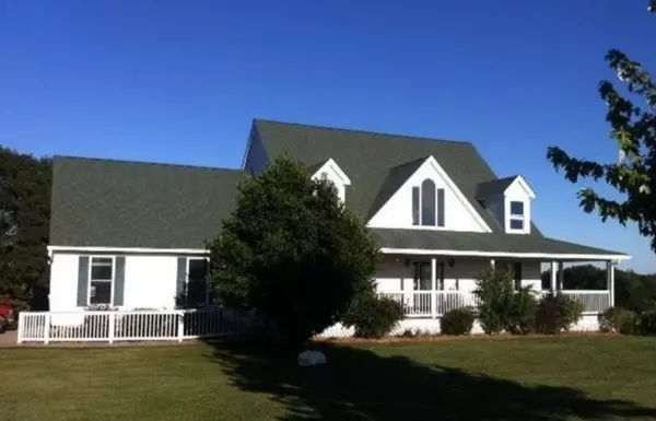 496 Miles Lane, Bagdad, KY 40003