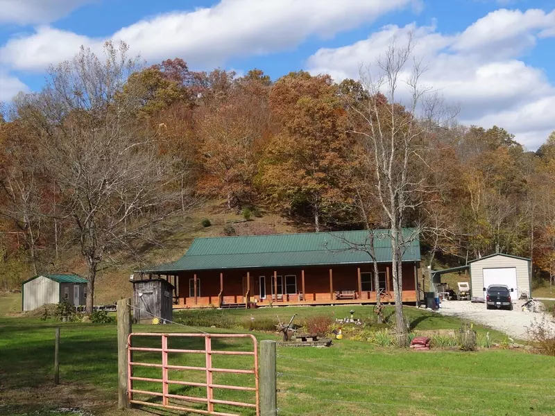 800 Right Fork Georges Creek Road, Louisa, KY 41230