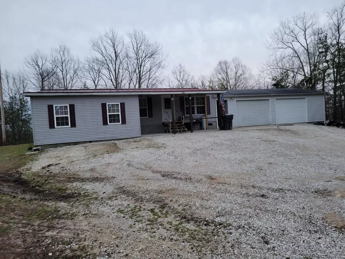 Beattyville, KY 41311,4600 HWY 52 W