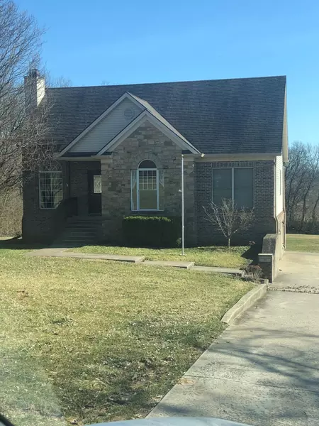 3672 Shannon Run Road, Versailles, KY 40383