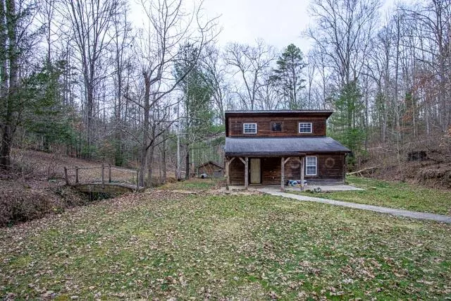 2704 London Dock Road, London, KY 40744