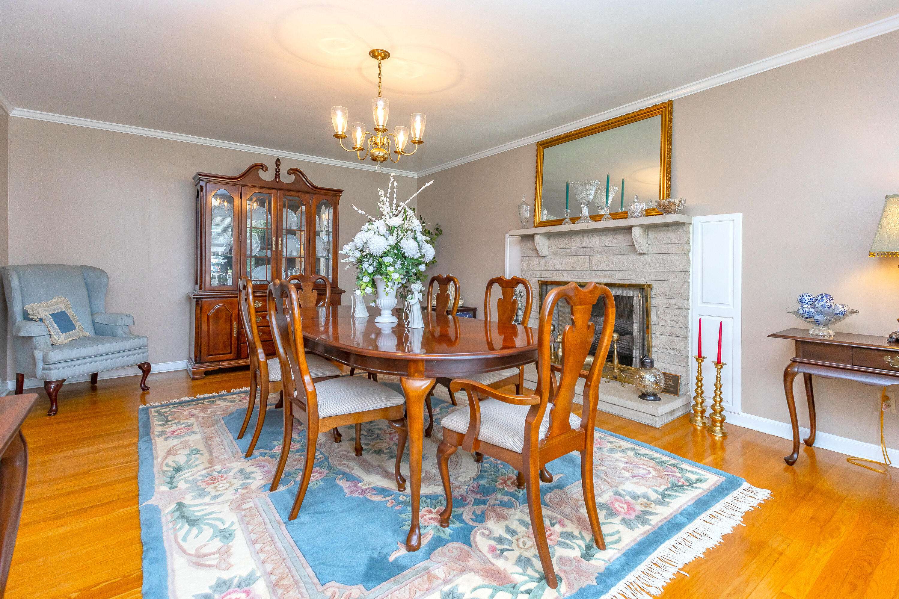 Lexington, KY 40503,650 Hill N Dale Road