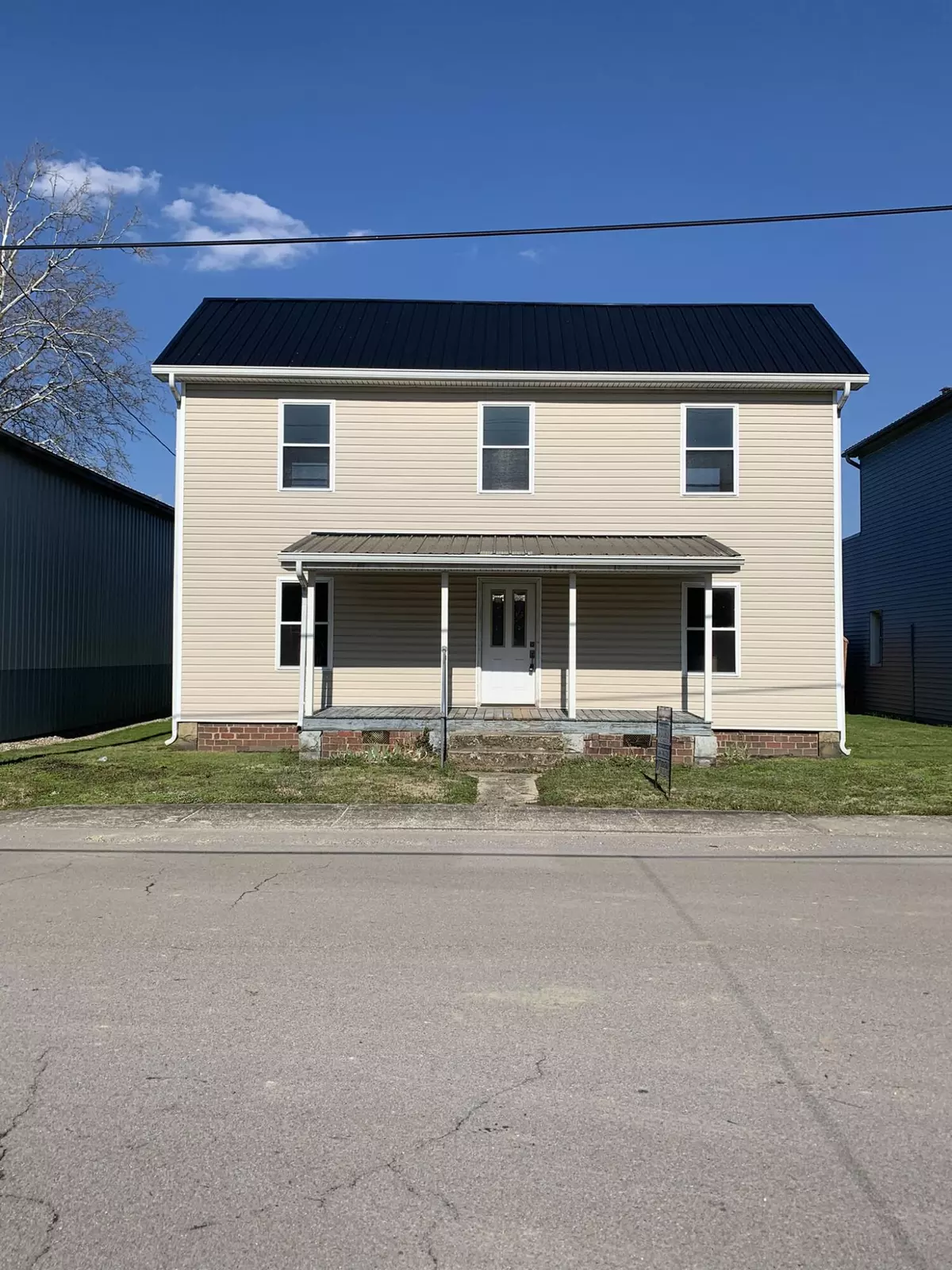 Vanceburg, KY 41179,163 Front Street