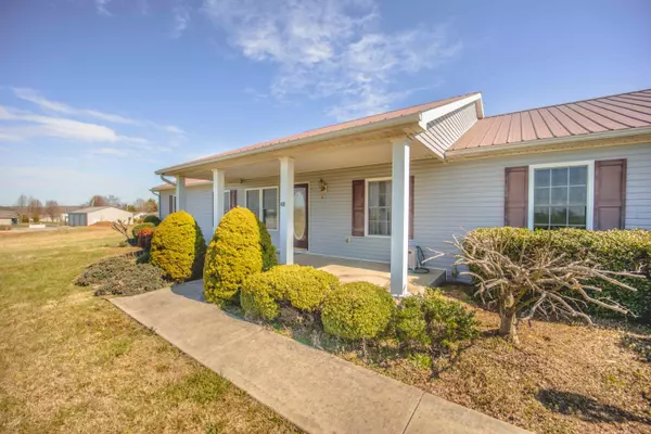 Bronston, KY 42518,42 South Ridgeport Drive