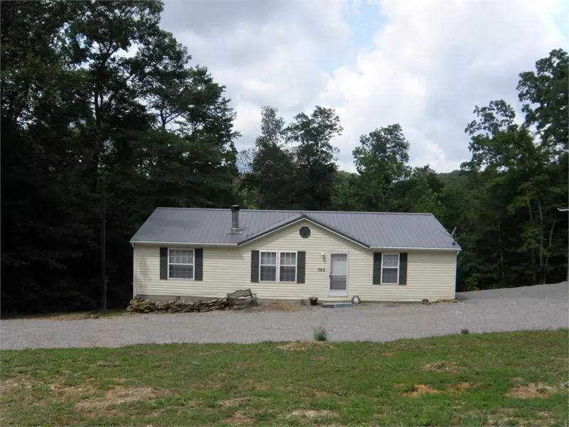 765 Pumpkin Creek Road, Jamestown, KY 42629