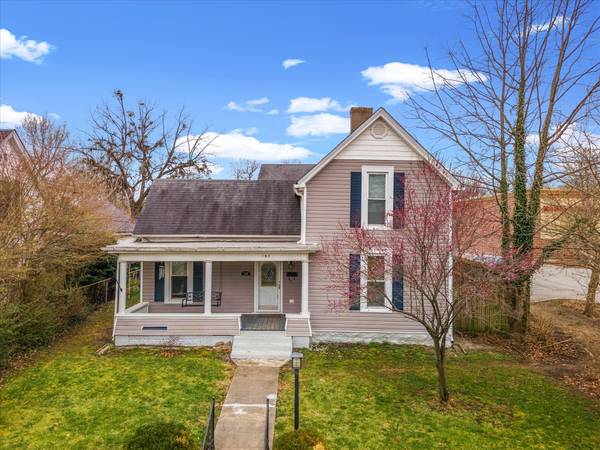 208 Mooreland Avenue, Harrodsburg, KY 40330