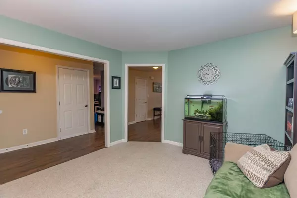 Lexington, KY 40511,841 White Wood Flat