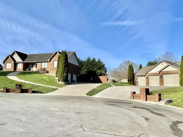 151 Surrounding Hills Drive, Somerset, KY 42503