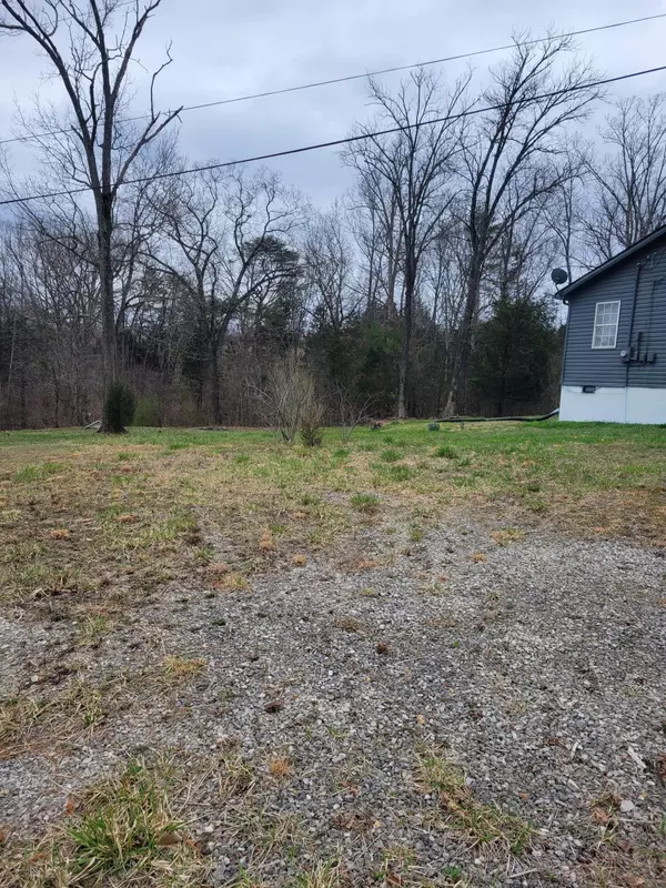 Irvine, KY 40336,103 Ridge Road