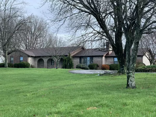 496 Flanagan Station Road, Winchester, KY 40391