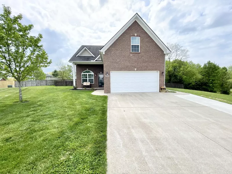 3040 Silver Charm Court, Richmond, KY 40475