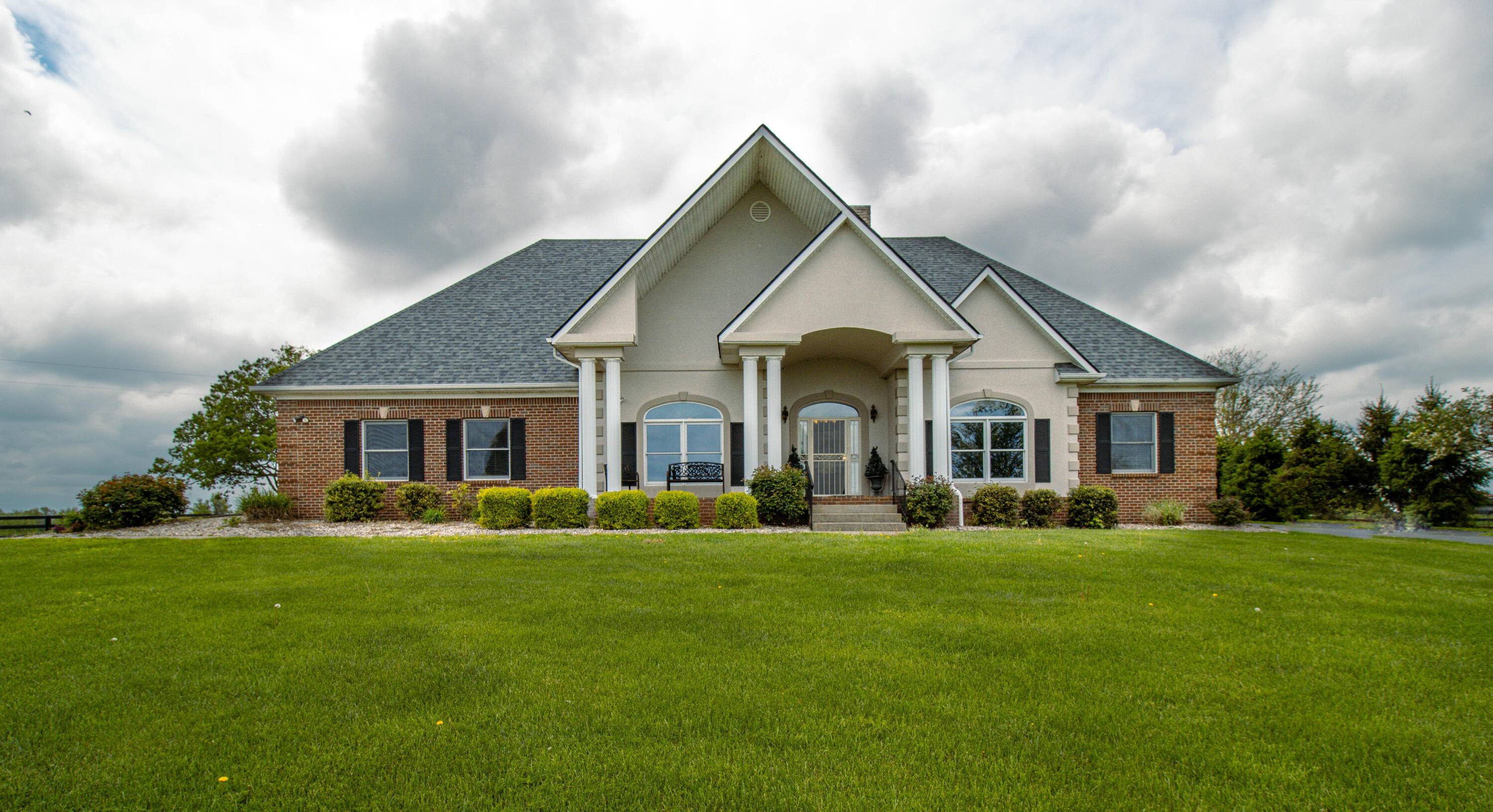 Paris, KY 40361,1248 Clintonville Road