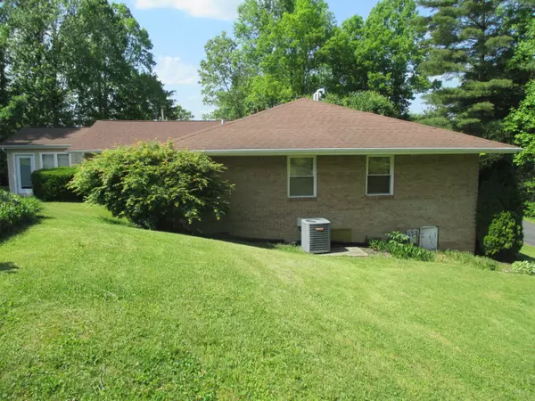 Williamsburg, KY 40769,395 Mountain View Drive