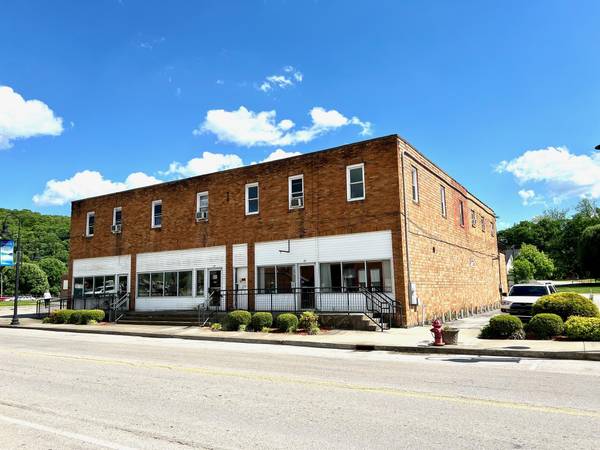 25-29-33 Main Street, Beattyville, KY 41311