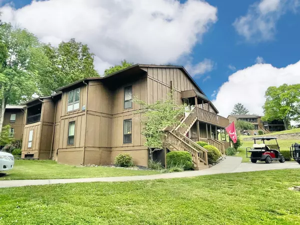 Bronston, KY 42518,85-4 Woodson Bend Resort