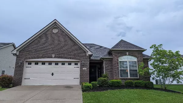 288 Gleneagles Way, Versailles, KY 40383