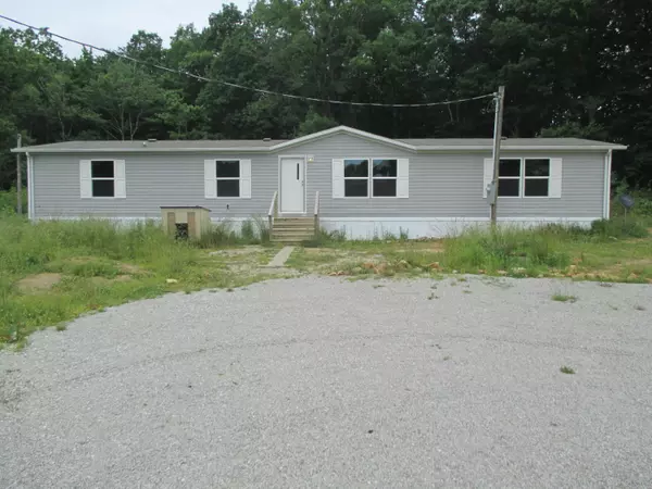 Williamsburg, KY 40769,10866 Red Bird Road