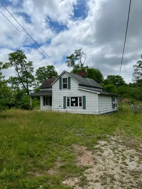 Irvine, KY 40336,1470 Reges Road