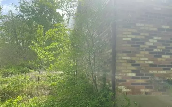 Eighty Eight, KY 42130,174 Cherokee Trail