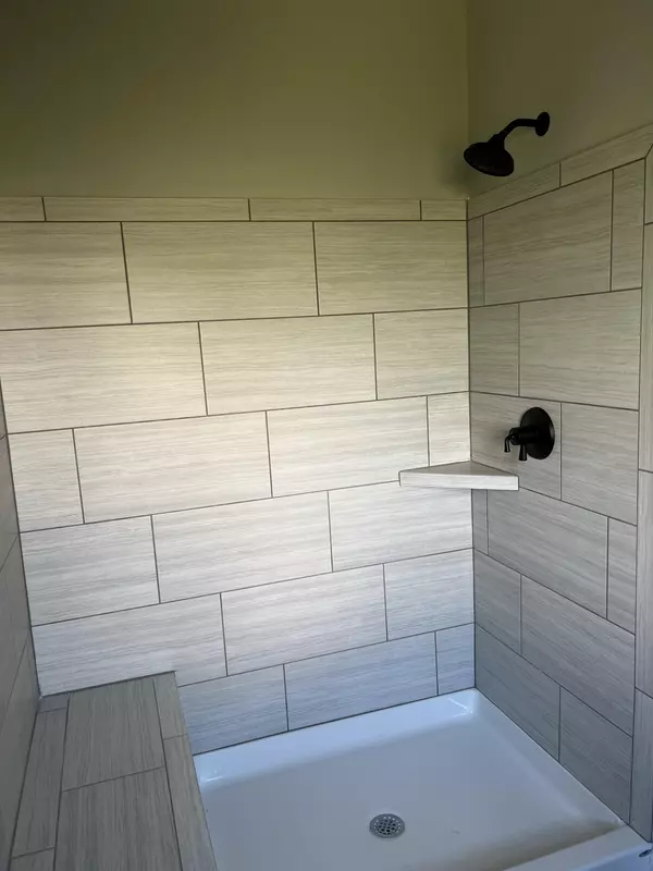 Georgetown, KY 40324,129 Hickory Grove