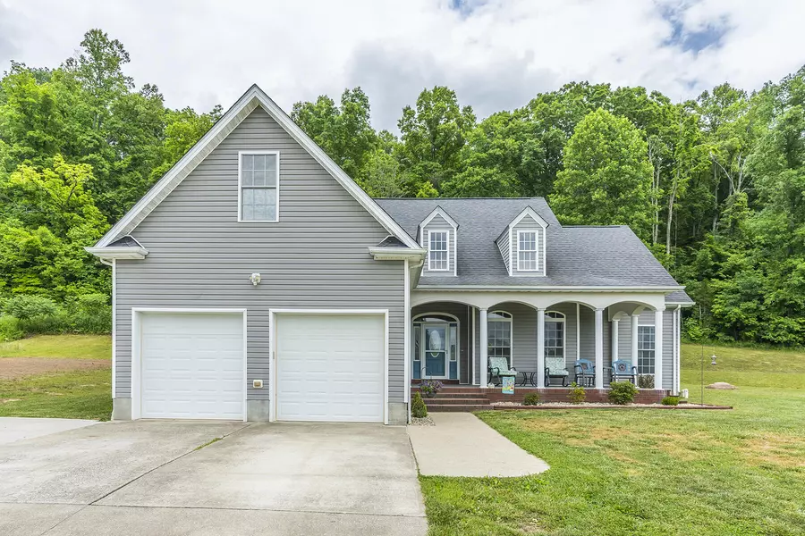 301 Jodi Lane, Irvine, KY 40336