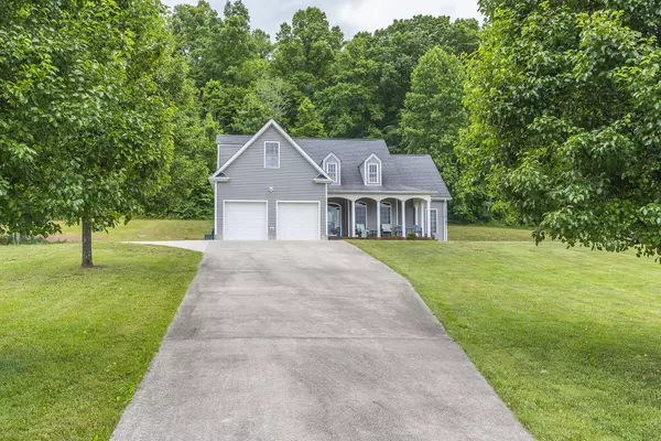 Irvine, KY 40336,301 Jodi Lane