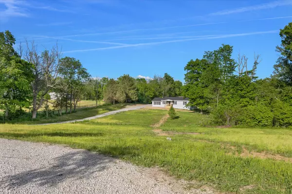 1261 Paxton Road, Lawrenceburg, KY 40342