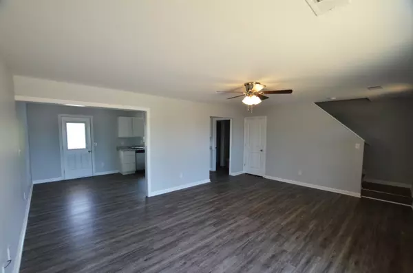 Irvine, KY 40336,29 Rhonda Kay Drive