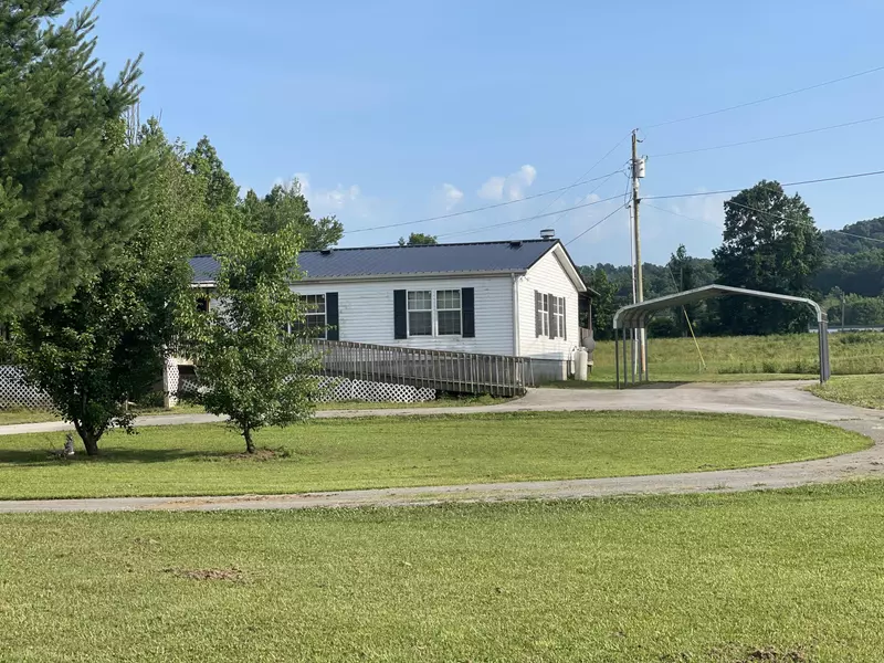 411 Baker Road, Crab Orchard, KY 40419