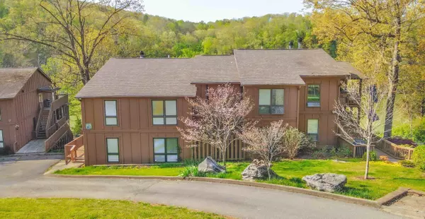 Bronston, KY 42518,102-2 Woodson Bend Resort #102-2