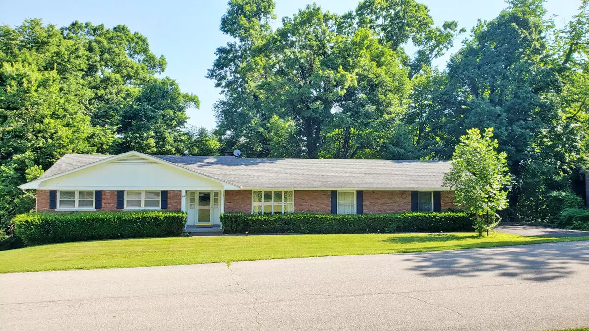 Frankfort, KY 40601,312 Meadow Lane