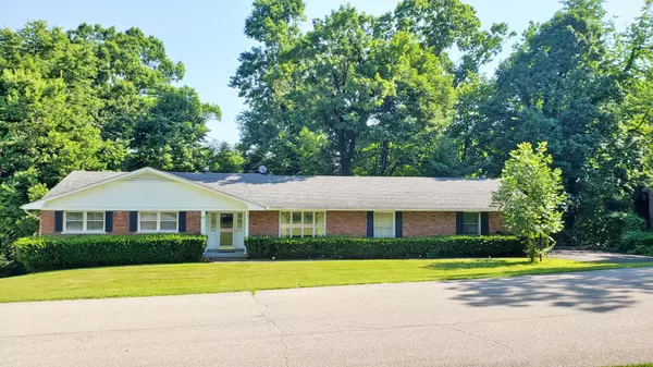 312 Meadow Lane, Frankfort, KY 40601