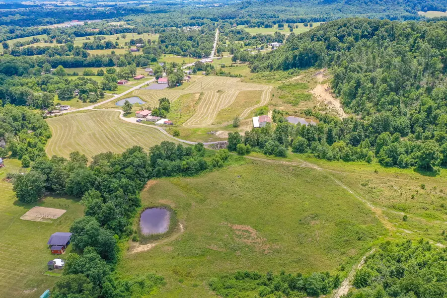 4025 White Oak Road, Junction City, KY 40440