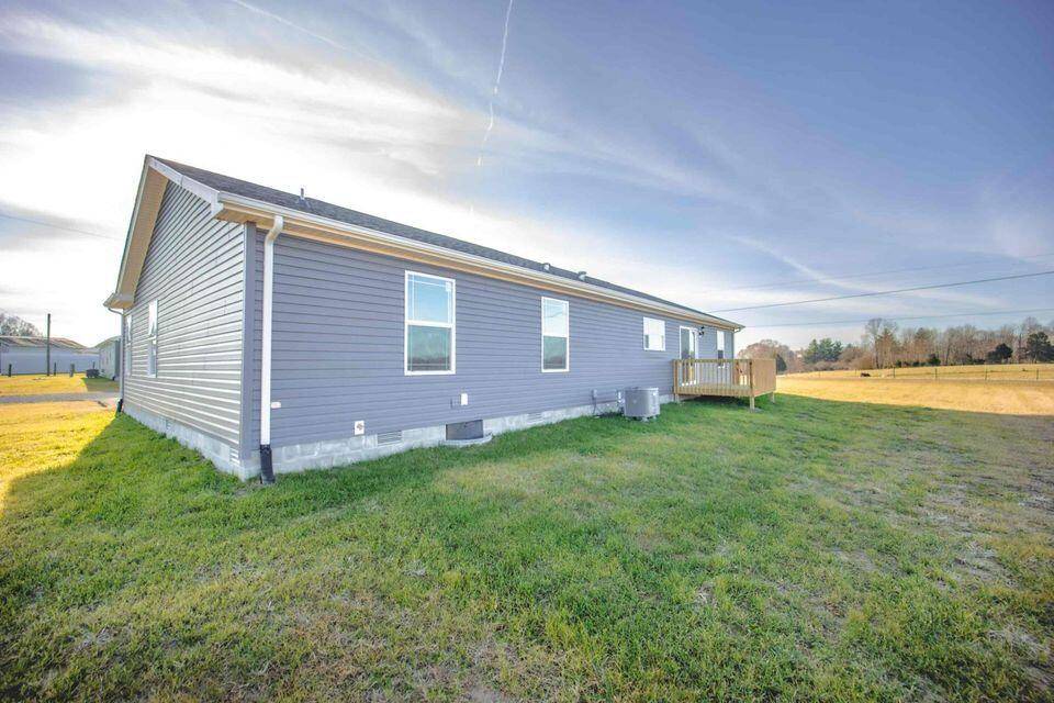 Russell Springs, KY 42642,25 Village Lane