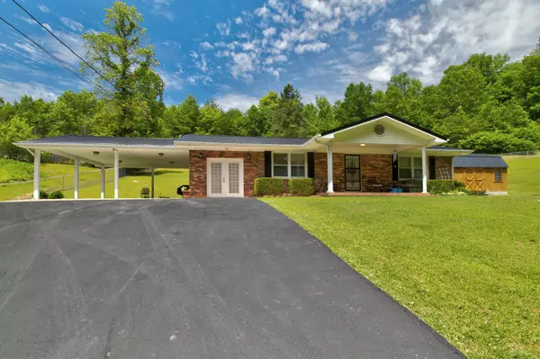 377 Beartrack Subdivision Road, Beattyville, KY 41311