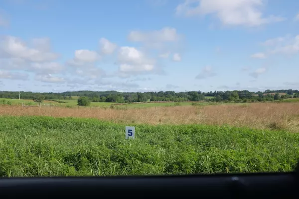 East Bernstadt, KY 40729,115 Turkey Loop