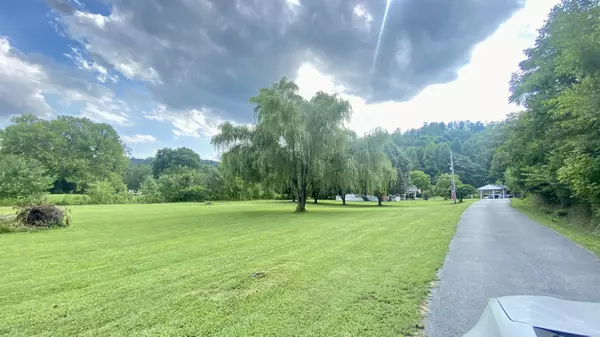 Williamsburg, KY 40769,10395 US 25-W