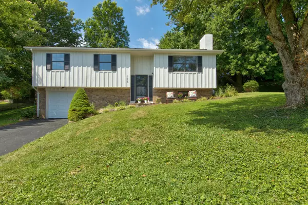 Mt Sterling, KY 40353,126 Azalea Court