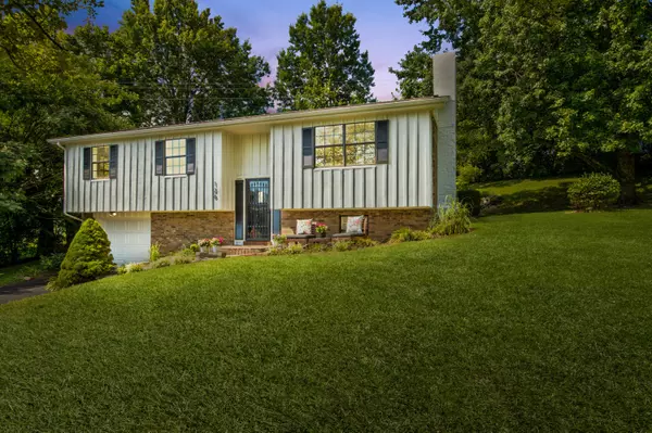 Mt Sterling, KY 40353,126 Azalea Court