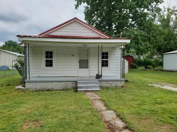 Irvine, KY 40336,100 Sparks Avenue