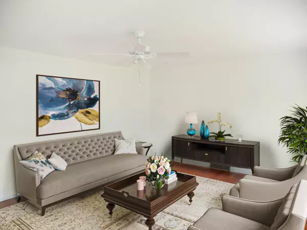 Stanton, KY 40380,10 Lisa Lane Lane