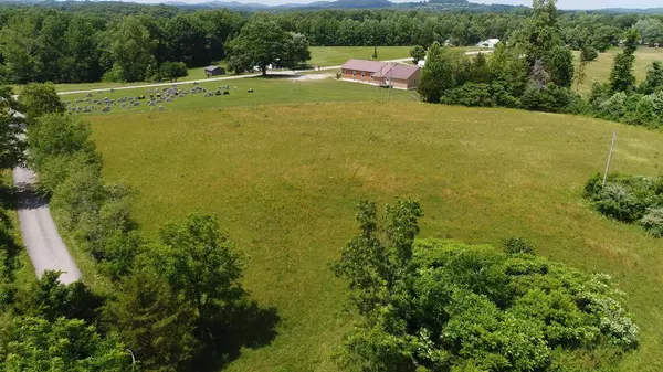 100 Tudy Ridge Road, Science Hill, KY 42553