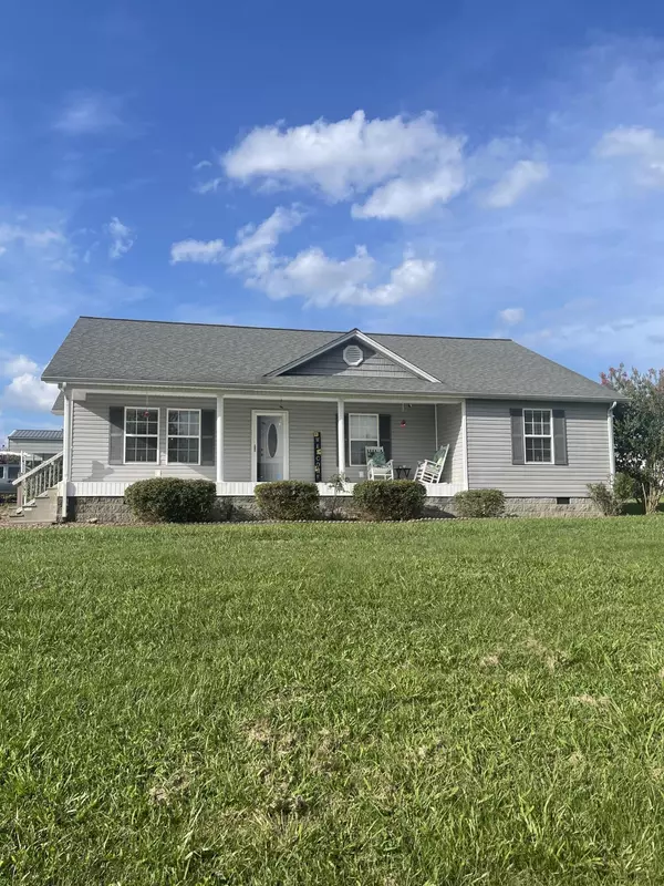 1754 Laurel River Road Road, London, KY 40744