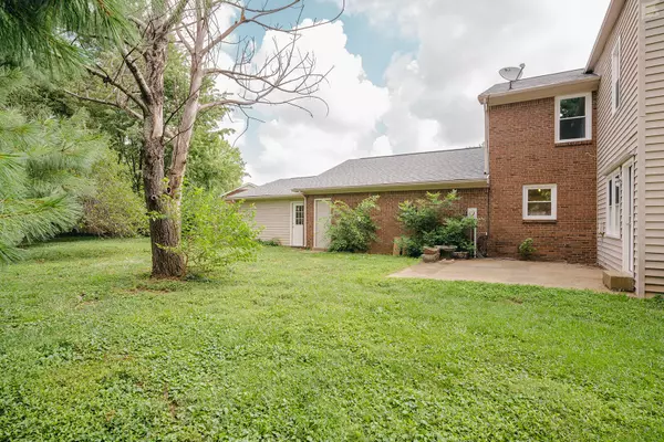 Versailles, KY 40383,706 Beaver Park Park